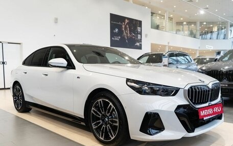 BMW 5 серия, 2024 год, 10 390 000 рублей, 3 фотография