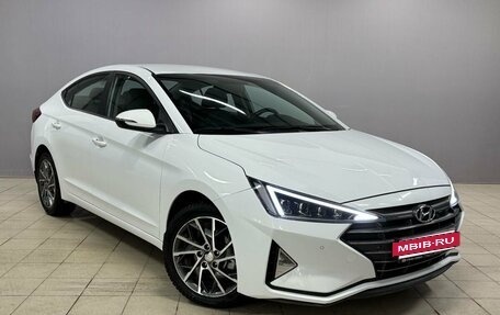 Hyundai Elantra VI рестайлинг, 2019 год, 1 810 000 рублей, 3 фотография