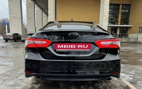 Toyota Camry, 2021 год, 3 150 000 рублей, 5 фотография