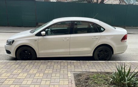 Volkswagen Polo VI (EU Market), 2013 год, 950 000 рублей, 4 фотография