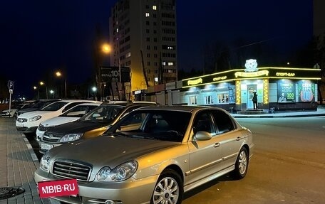 Hyundai Sonata IV рестайлинг, 2005 год, 700 000 рублей, 18 фотография