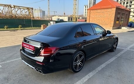 Mercedes-Benz E-Класс, 2018 год, 3 390 000 рублей, 3 фотография