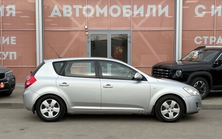 KIA cee'd I рестайлинг, 2009 год, 579 000 рублей, 4 фотография