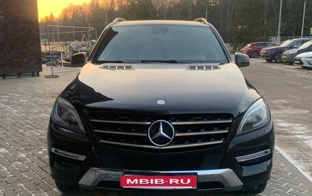 Mercedes-Benz M-Класс, 2012 год, 2 900 000 рублей, 4 фотография