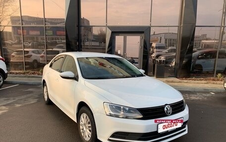 Volkswagen Jetta VI, 2018 год, 1 450 000 рублей, 2 фотография