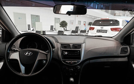 Hyundai Solaris II рестайлинг, 2014 год, 998 000 рублей, 14 фотография