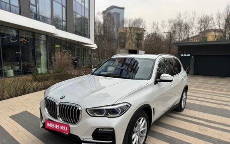 BMW X5, 2019 год, 7 050 000 рублей, 1 фотография