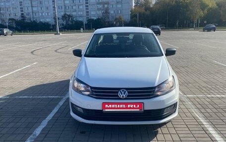 Volkswagen Polo VI (EU Market), 2017 год, 1 100 000 рублей, 6 фотография