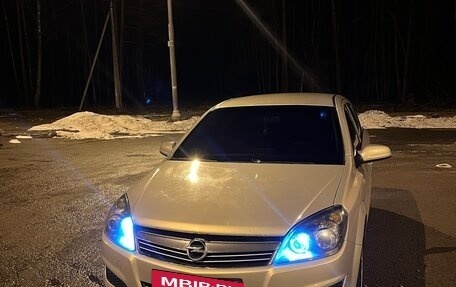 Opel Astra H, 2007 год, 800 000 рублей, 13 фотография