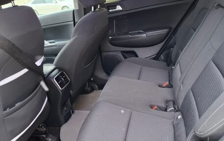 KIA Sportage IV рестайлинг, 2018 год, 2 000 000 рублей, 11 фотография