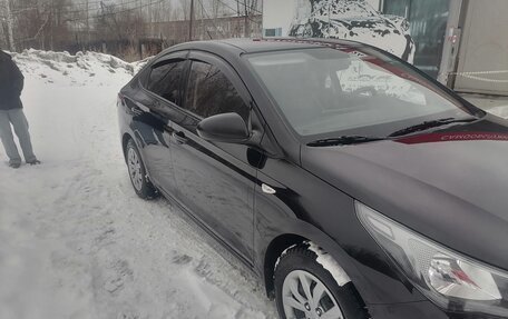 Hyundai Solaris II рестайлинг, 2020 год, 1 680 000 рублей, 9 фотография