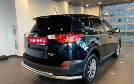 Toyota RAV4, 2015 год, 2 100 000 рублей, 3 фотография