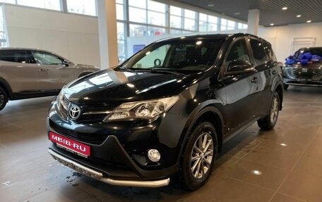 Toyota RAV4, 2015 год, 2 100 000 рублей, 7 фотография