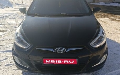 Hyundai Solaris II рестайлинг, 2013 год, 800 000 рублей, 1 фотография