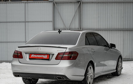Mercedes-Benz E-Класс, 2011 год, 2 180 000 рублей, 7 фотография