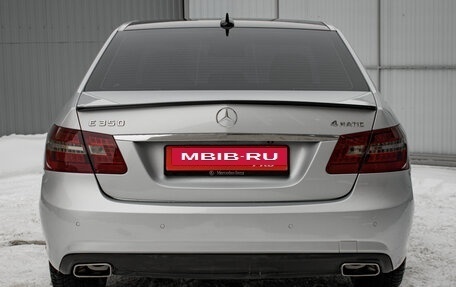 Mercedes-Benz E-Класс, 2011 год, 2 180 000 рублей, 6 фотография