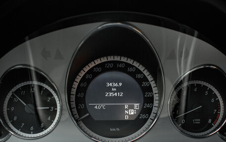 Mercedes-Benz E-Класс, 2011 год, 2 180 000 рублей, 19 фотография