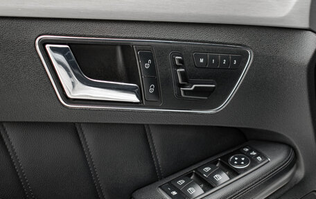 Mercedes-Benz E-Класс, 2011 год, 2 180 000 рублей, 28 фотография