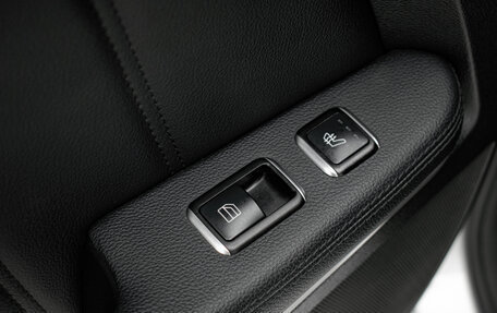 Mercedes-Benz E-Класс, 2011 год, 2 180 000 рублей, 33 фотография