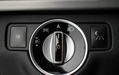 Mercedes-Benz E-Класс, 2011 год, 2 180 000 рублей, 37 фотография