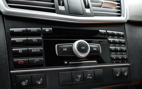 Mercedes-Benz E-Класс, 2011 год, 2 180 000 рублей, 24 фотография