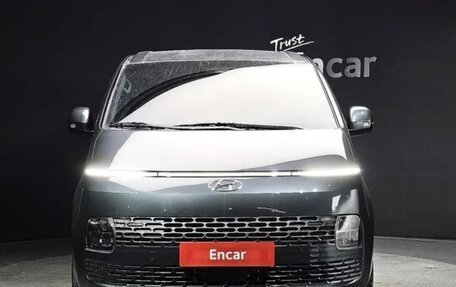 Hyundai Staria, 2022 год, 3 200 000 рублей, 2 фотография