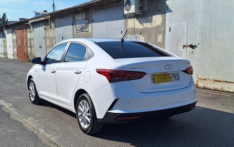 Hyundai Solaris II рестайлинг, 2021 год, 2 050 000 рублей, 7 фотография