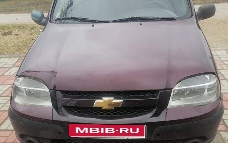 Chevrolet Niva I рестайлинг, 2004 год, 320 000 рублей, 7 фотография