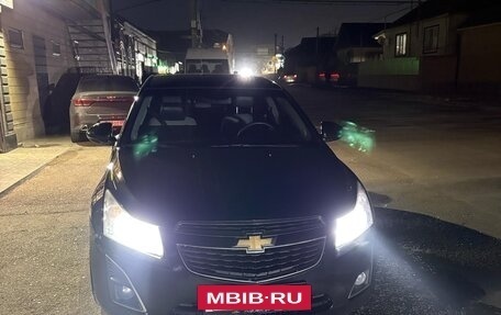 Chevrolet Cruze II, 2013 год, 935 000 рублей, 2 фотография