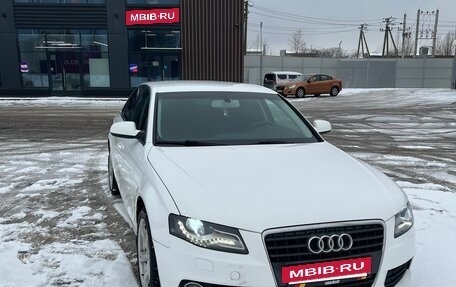 Audi A4, 2010 год, 1 000 000 рублей, 2 фотография