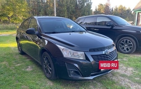 Chevrolet Cruze II, 2013 год, 790 000 рублей, 3 фотография