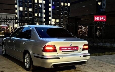 BMW 5 серия, 2001 год, 560 000 рублей, 2 фотография
