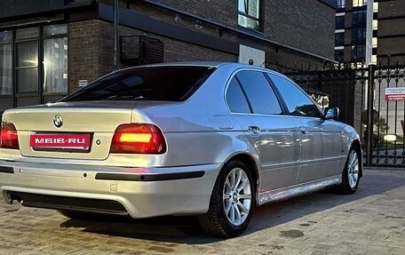BMW 5 серия, 2001 год, 560 000 рублей, 3 фотография