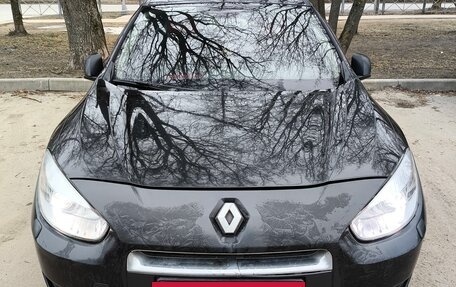 Renault Fluence I, 2010 год, 635 000 рублей, 2 фотография