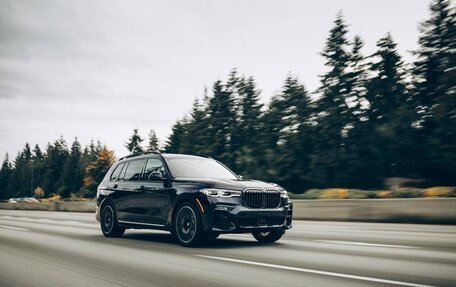 BMW X7, 2022 год, 2 фотография