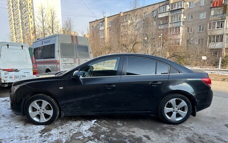 Chevrolet Cruze II, 2011 год, 800 000 рублей, 4 фотография