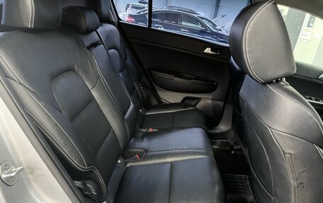 KIA Sportage IV рестайлинг, 2018 год, 1 997 000 рублей, 14 фотография