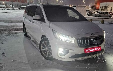 KIA Carnival III, 2019 год, 3 350 000 рублей, 10 фотография