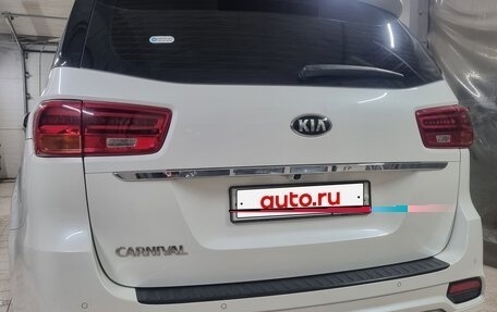 KIA Carnival III, 2019 год, 3 350 000 рублей, 24 фотография