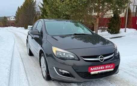 Opel Astra J, 2013 год, 800 000 рублей, 8 фотография