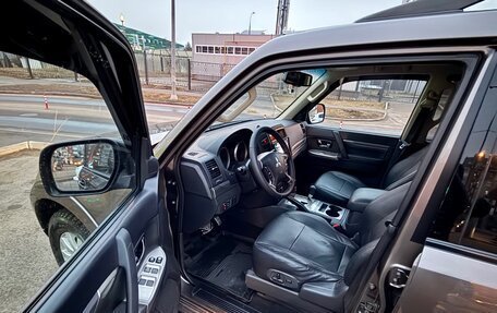 Mitsubishi Pajero IV, 2014 год, 2 650 000 рублей, 9 фотография