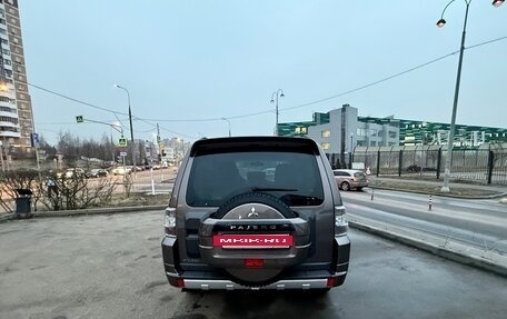 Mitsubishi Pajero IV, 2014 год, 2 650 000 рублей, 4 фотография