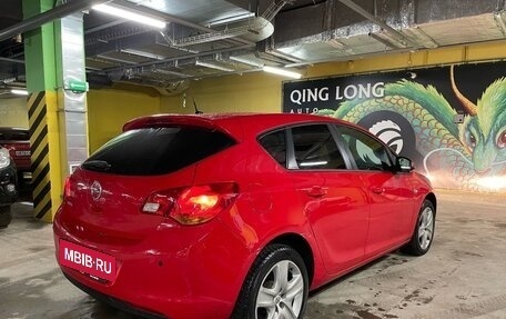 Opel Astra J, 2011 год, 799 999 рублей, 6 фотография