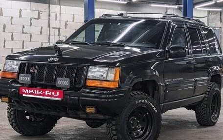 Jeep Grand Cherokee, 1998 год, 900 000 рублей, 2 фотография
