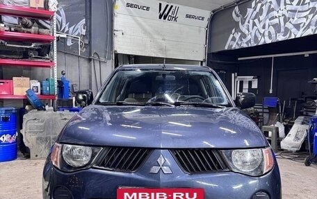 Mitsubishi L200 IV рестайлинг, 2007 год, 1 290 000 рублей, 2 фотография