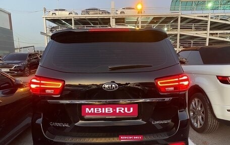 KIA Carnival III, 2019 год, 3 700 000 рублей, 3 фотография