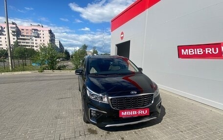 KIA Carnival III, 2019 год, 3 700 000 рублей, 4 фотография