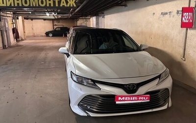 Toyota Camry, 2018 год, 2 450 000 рублей, 1 фотография