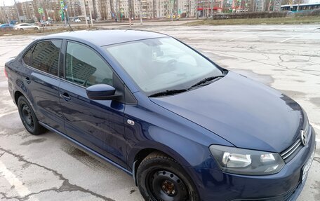 Volkswagen Polo VI (EU Market), 2013 год, 830 000 рублей, 2 фотография