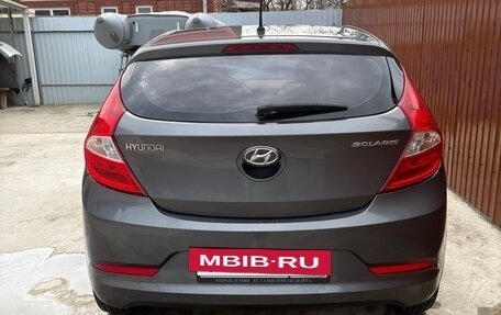 Hyundai Solaris II рестайлинг, 2015 год, 1 200 000 рублей, 3 фотография